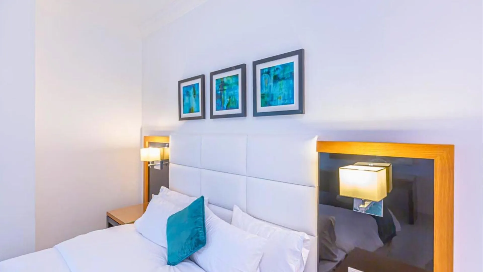 דירות דובאי Luxury 2Br - 10 Mins To Burj Khalifa - 302